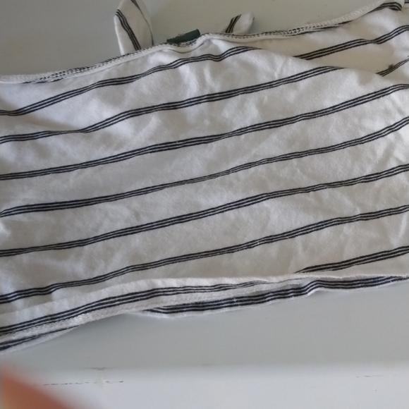 Black and white tube top ties at the breast - Picture 4 of 4